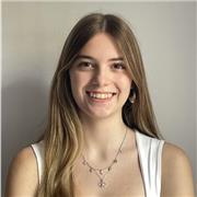 Me llamo Blanca y soy estudiante del grado de Educación Primaria.  Me gusta enseñar y tengo el nivel C1 en inglés.